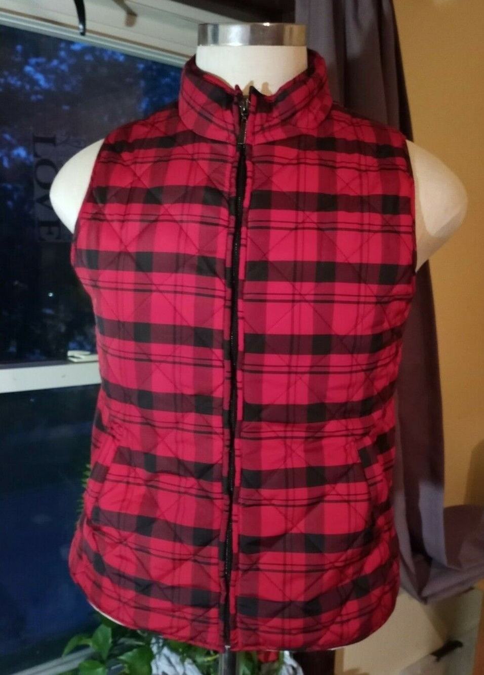 Relativity Red & Black Plaid Full Zip Quilted Vest Size PL